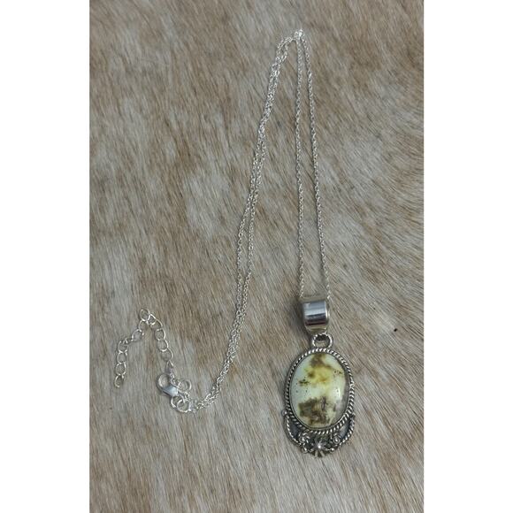 Large Native American Sterling Silver Palomino Turquoise Oval Pendant Necklace - Picture 10 of 11